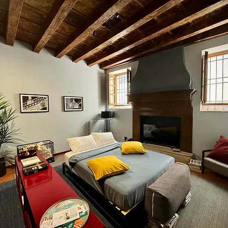 Dimora Legnazzi_a Gem In The Heart Of Appartement